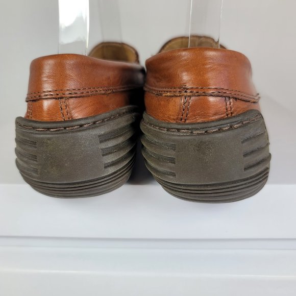 Cable Co Pebbled Leather Buckle Accent Loafers - Picture 6 of 7